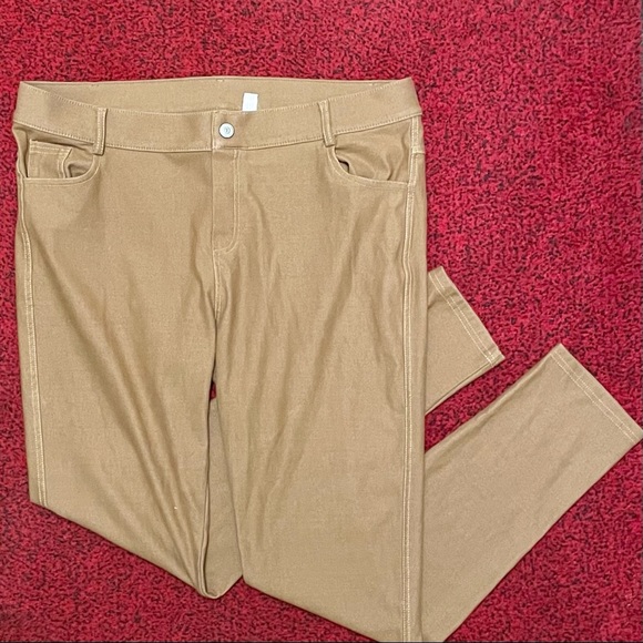 Plus Size Mid Rise Skinny Jeggings - Picture 4 of 6